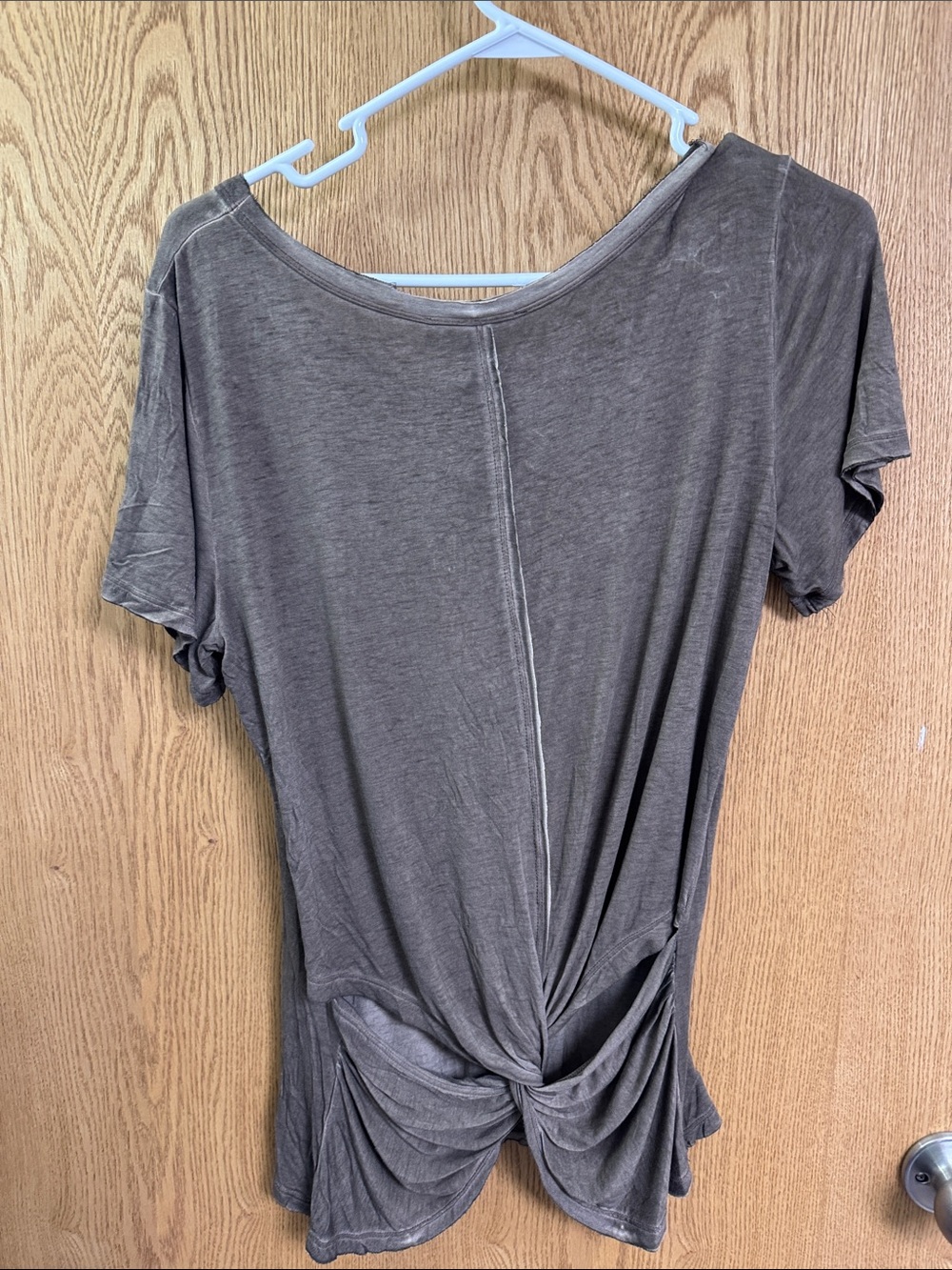 Gilded Intent Brown Scoop-Neck Short Sleeve Tee‎ - Picture 2 of 6